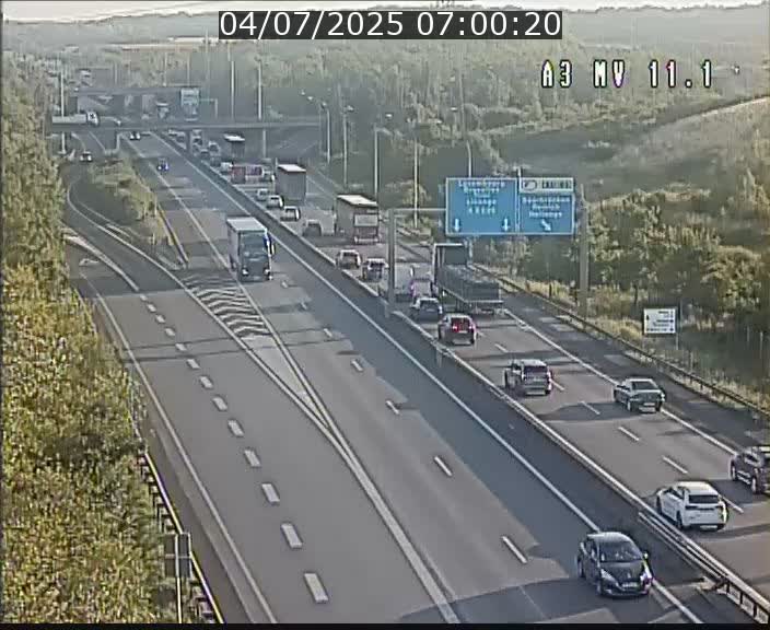 Traffic live webcam Luxembourg Croix de Bettembourg A3 - BK 11.1 - direction Luxembourg-ville