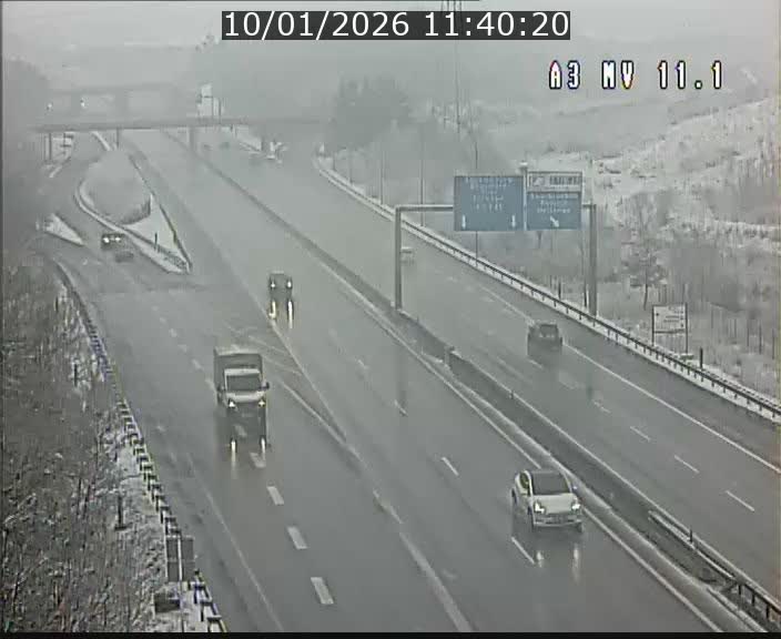 Traffic live webcam Luxembourg Croix de Bettembourg A3 - BK 11.1 - direction Luxembourg-ville