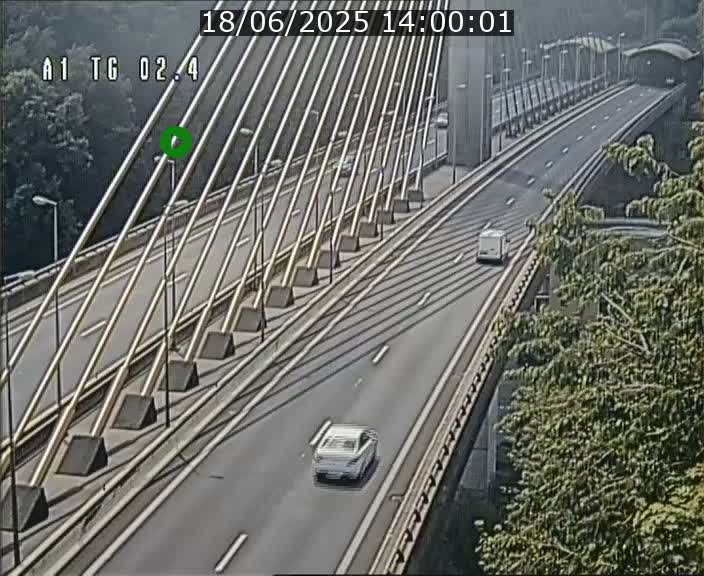 Traffic live webcam Luxembourg Sandweiler - A1 direction Luxembourg-ville - BK 2.4