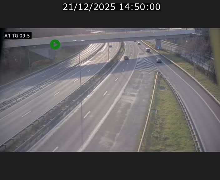 Traffic live webcam Luxembourg Jonction Grünewald - A1 direction Luxembourg-ville - BK 9.5