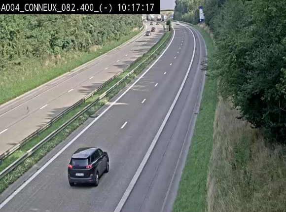 Webcam sur l'E411 avant les sorties 20 menant à Ciney, Dinant et Achêne. Vue orientée vers Namur
