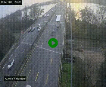Webcam sur le périphérique de Bordeaux à l'est de la ville. Caméra située sur le Pont Mitterand sur la N230