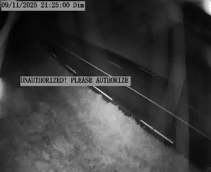 Webcam installée le long de D955 (France) à Amelécourt, pointée vers Metz, utile pour suivre précisément les conditions de trafic.