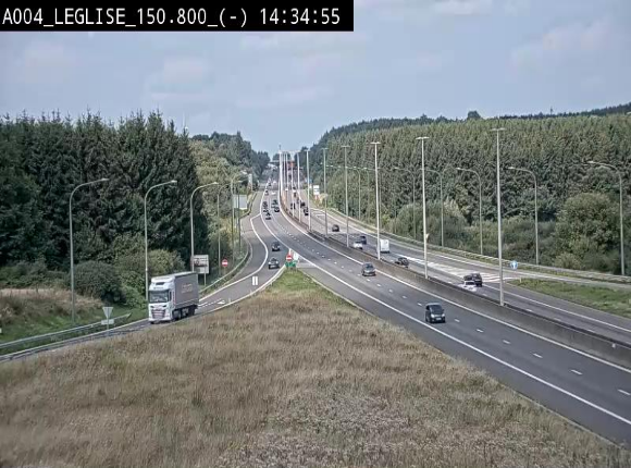 Webcam E411 dans la Côte de Léglise. Vue orientée vers Bruxelles
