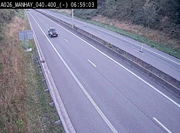 Webcam autoroute A26/E25 à hauteur de Manhay, après la jonction avec la N651 en direction de Liège - BK 40.4