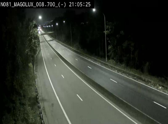 Webcam sur la N81 (E411) à hauteur de la jonction avec la N883. Vue orientée vers Arlon