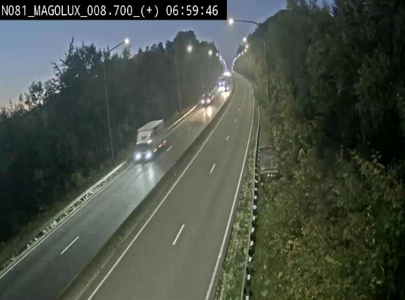 Webcam sur la N81 (E411) à hauteur de la jonction avec la N883. Vue orientée vers Longwy