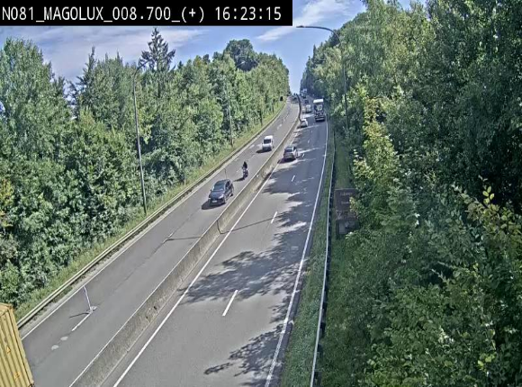 Webcam sur la N81 (E411) à hauteur de la jonction avec la N883. Vue orientée vers Longwy