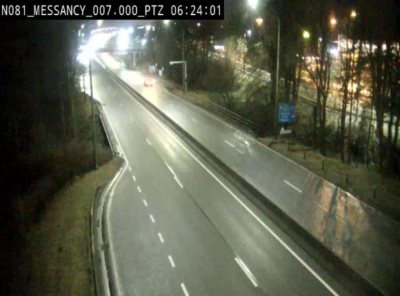 Webcam sur la N81 (E411) à hauteur du Cora Messancy. Vue orientée vers Arlon