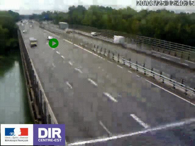 Caméra trafic à la jonction entre l'A46 (Rocade-est de Lyon) et l'A42 à hauteur de Vault-en-Velin en direction de Marseille
