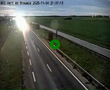 Webcam à hauteur de Vert-en-Drouais sur la N12, en périphérie de Dreux. Vue orientée vers Alençon