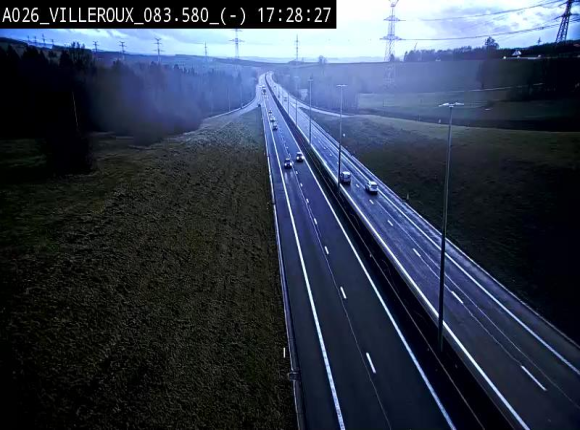 Webcam autoroute A26/E25 à hauteur de Vaux-sur-Sûre, à la jonction avec la N85 en direction de Liège - BK 83.6