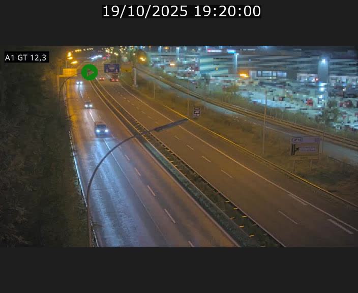 Traffic live webcam Luxembourg Senningerberg - A1 direction Allemagne - BK 12.3