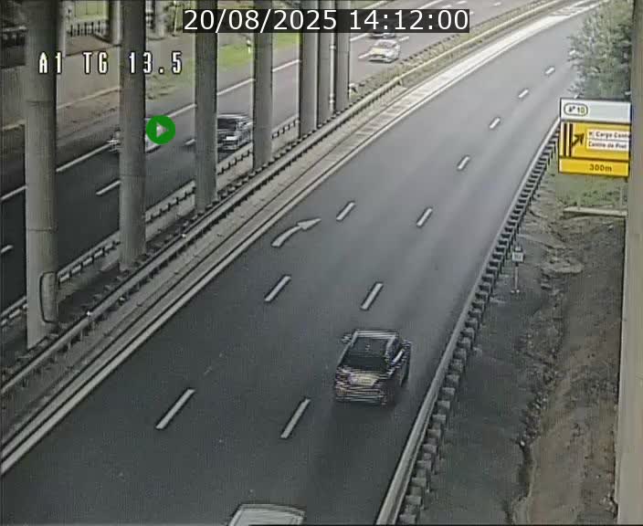 Traffic live webcam Luxembourg Senningen - A1 direction Luxembourg - BK 13.5