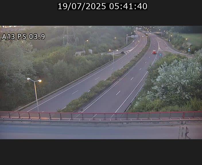 Traffic live webcam Luxembourg Ehlerange - A13 direction Esch-sur-Alzette - BK 6.8