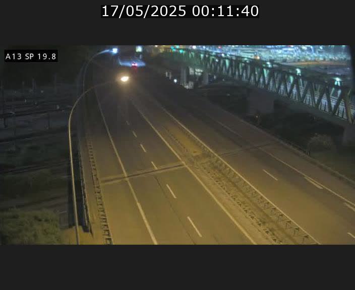 Traffic live webcam Luxembourg Croix de Bettembourg - A13 direction Esch-sur-Alzette - BK 19.8