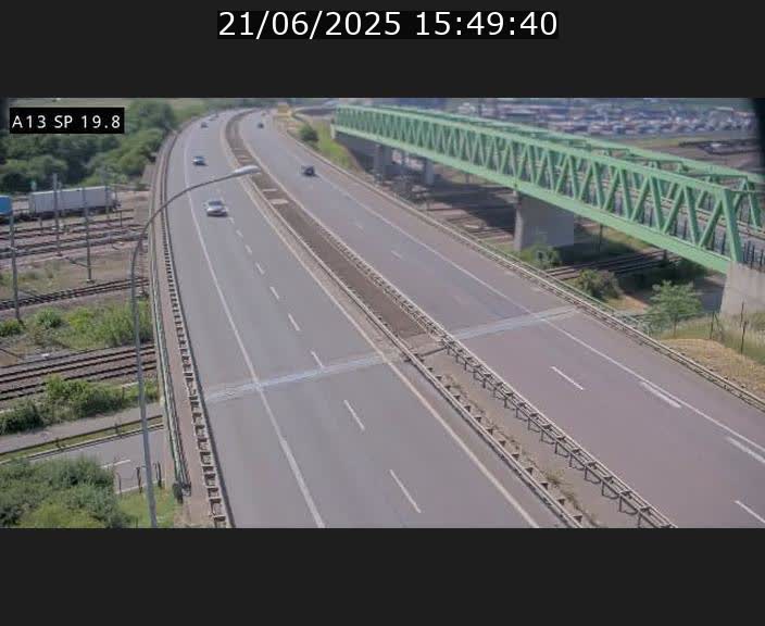 Traffic live webcam Luxembourg Croix de Bettembourg - A13 direction Esch-sur-Alzette - BK 19.8
