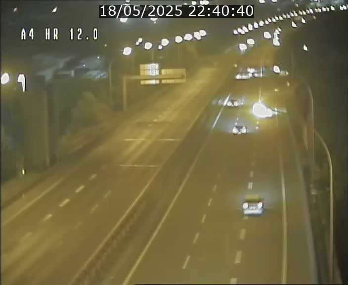 Traffic live webcam Luxembourg Jonction Foetz - A4 - BK 12.0 - direction Esch sur Alzette