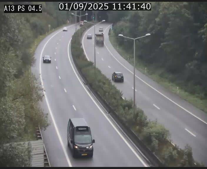 Traffic live webcam Luxembourg Differdange - A13 direction Esch-sur-Alzette - BK 4.5