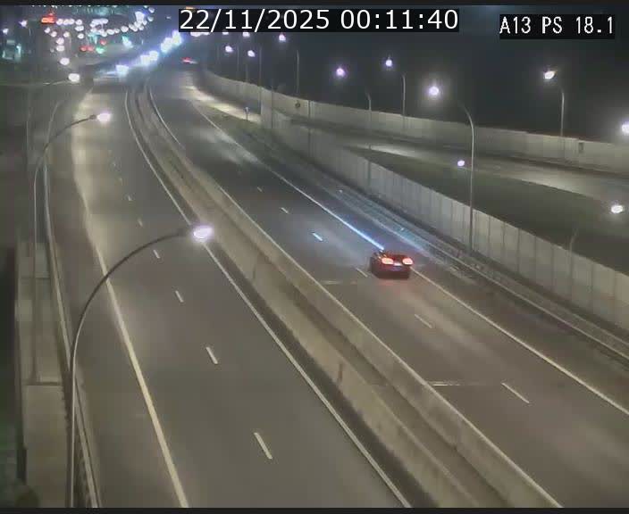 Traffic live webcam Luxembourg Dudelange - A13 direction Croix de Bettembourg - BK 18.1