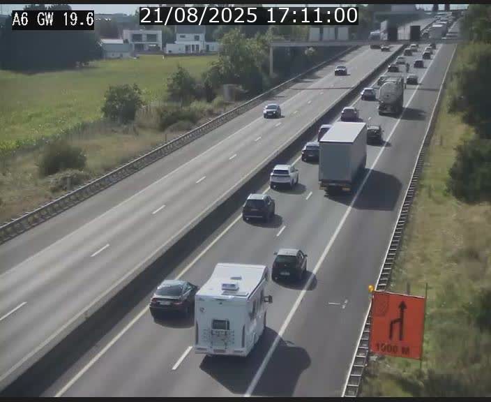 Traffic live webcam Luxembourg - Steinfort - A6 - BK 19.6 - direction Belgique