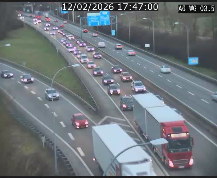 Traffic live webcam Luxembourg - Croix de Cessange - A6 - BK 3.5 - direction France/Allemagne