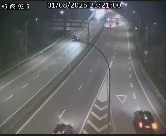 Traffic live webcam Luxembourg Croix de Cessange - A6 - BK 2.6 - direction France/Allemagne