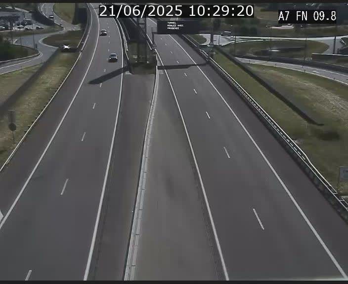 Caméra trafic Luxembourg - A7, Tunnel Gousselerbierg, sortie sud, direction rond-point Lorentzweiler (BK 9.9)