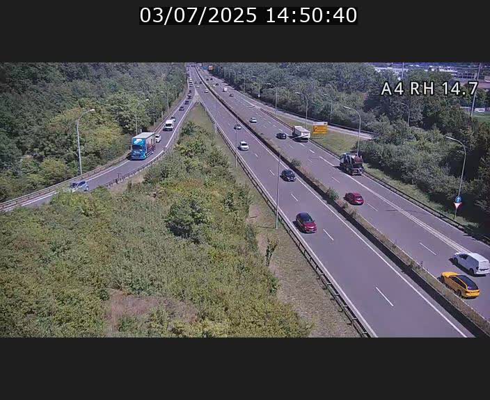 Traffic live webcam Luxembourg Jonction Lankelz - A4 - BK 14.7 - direction Luxembourg