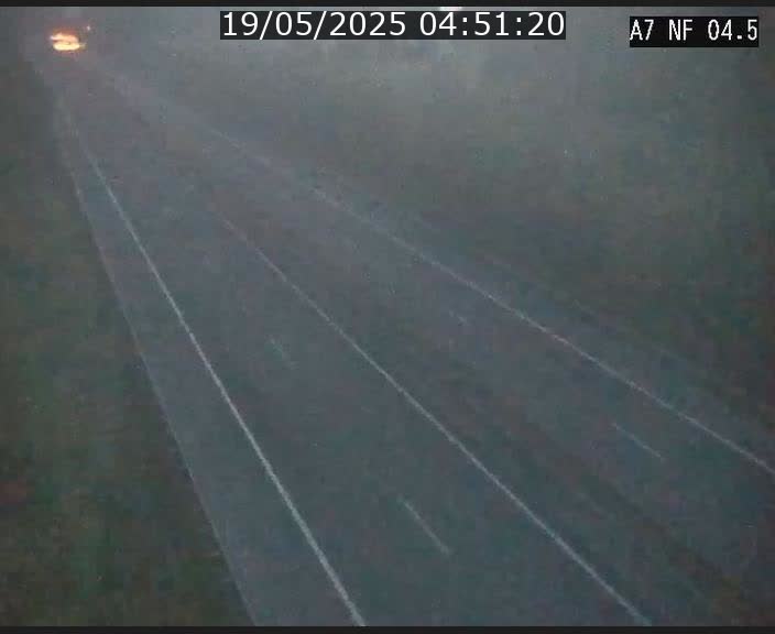Caméra autoroute Luxembourg A7 - Passage à gibier Rëngelbour - direction Tunnel Grouft