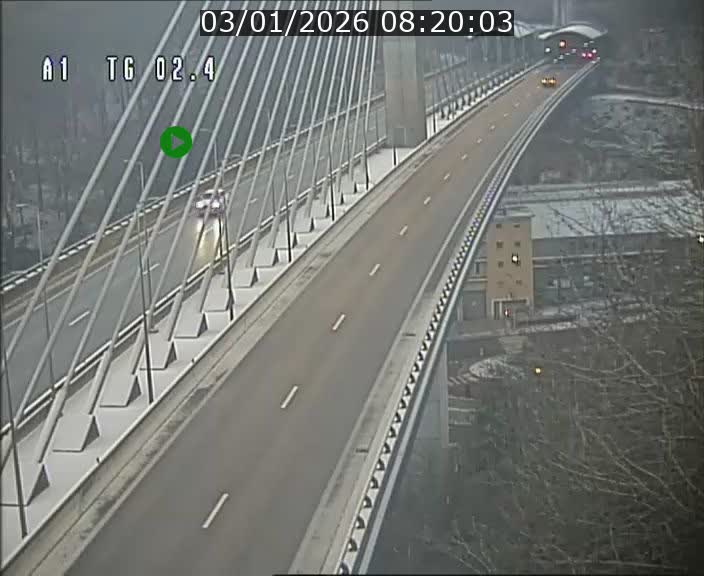 Traffic live webcam Luxembourg Sandweiler - A1 direction Luxembourg-ville - BK 2.4