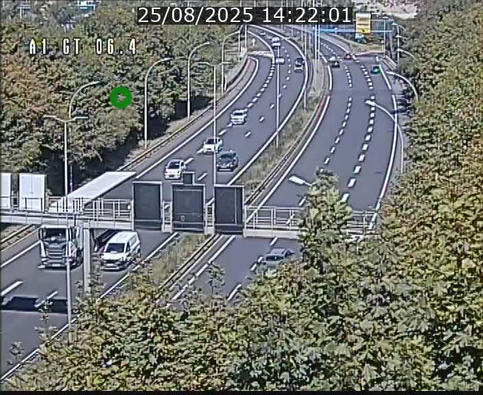 Traffic live webcam Luxembourg Hamm - A1 direction Sandweiler - BK 6.4