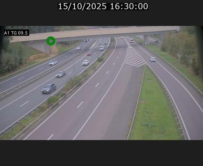 Traffic live webcam Luxembourg Jonction Grünewald - A1 direction Luxembourg-ville - BK 9.5