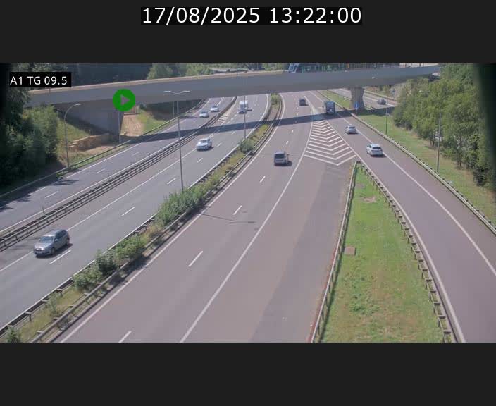 Traffic live webcam Luxembourg Jonction Grünewald - A1 direction Luxembourg-ville - BK 9.5