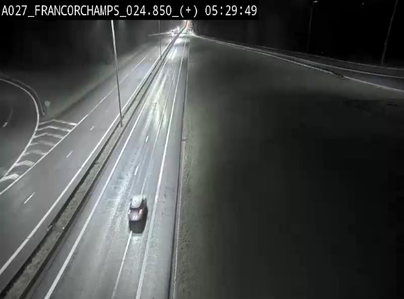 Caméra autoroutière à proximité du circuit de Spa-Francorchamps à Stavelot sur l'A27/E42
