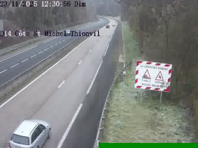 Webcam sur la D14, dans la côte Saint-Michel. Vue orientée vers Thionville
