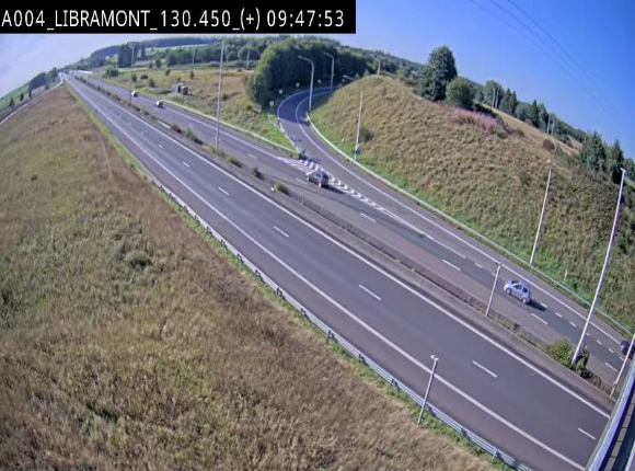 Webcam à Libramont sur l'E411 à la jonction avec la N89 menant vers Bouillon et la France. Vue orientée vers Arlon