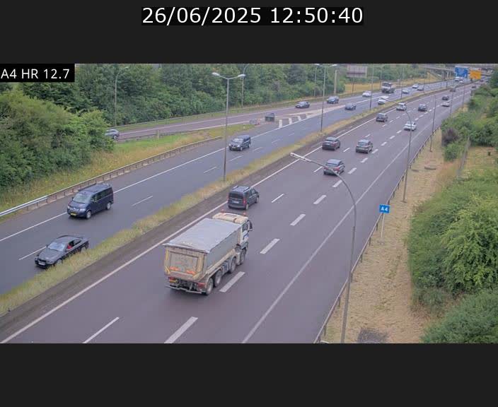 Traffic live webcam Luxembourg Esch sur Alzette - A4 - BK 12.7 - direction Esch-Belval