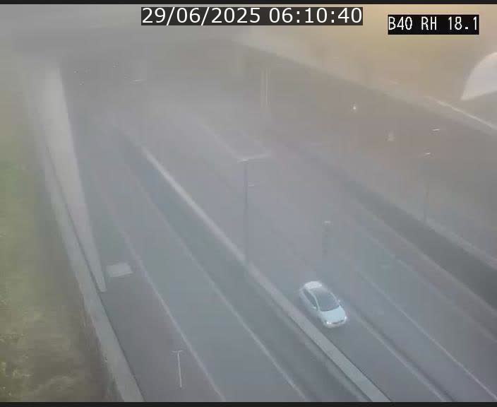 Webcam sur la route de contournement d'Esch-Belval avant le tunnel Central Gate au niveau de la porte de France et du radar fixe