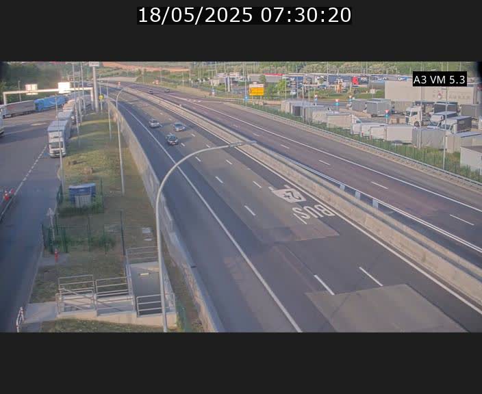 Traffic live webcam Luxembourg Aire de Berchem - A3 - BK 5 - direction France
