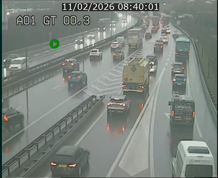 Traffic live webcam Luxembourg Croix de Gasperich - A1 direction Kirchberg - BK 0.3