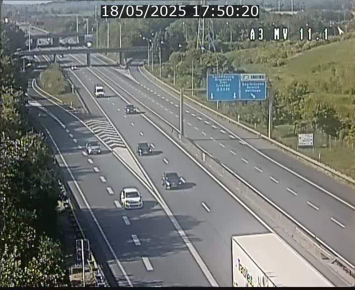 Traffic live webcam Luxembourg Croix de Bettembourg A3 - BK 11.1 - direction Luxembourg-ville