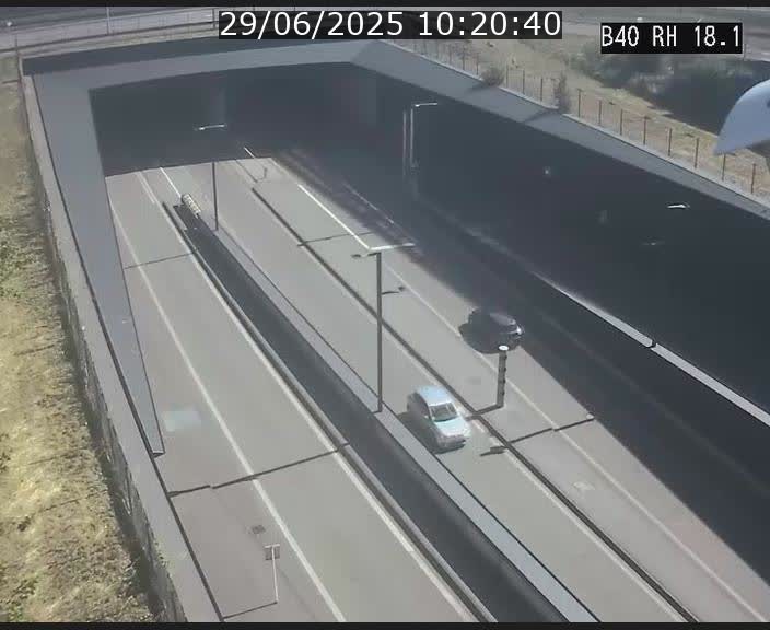 Webcam sur la route de contournement d'Esch-Belval avant le tunnel Central Gate au niveau de la porte de France et du radar fixe