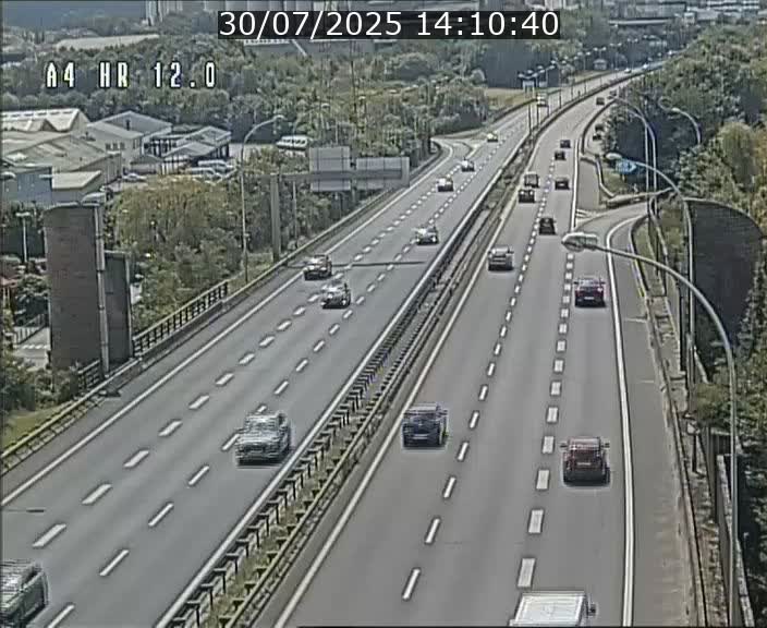 Traffic live webcam Luxembourg Jonction Foetz - A4 - BK 12.0 - direction Esch sur Alzette
