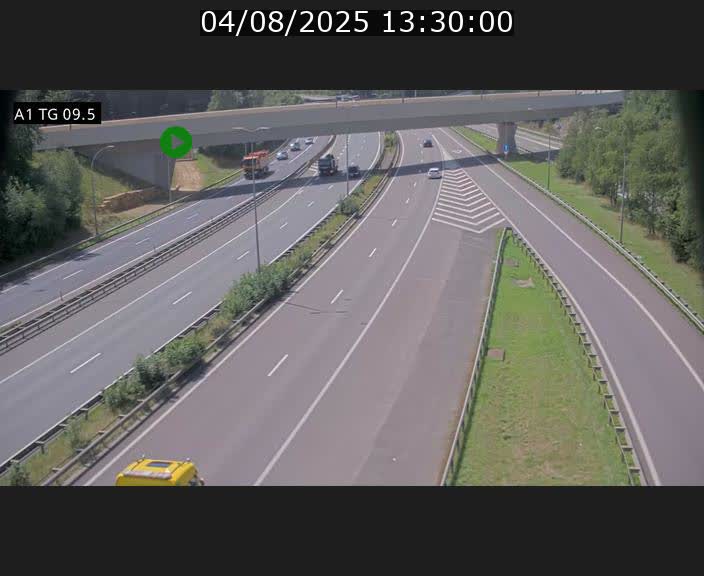 Traffic live webcam Luxembourg Jonction Grünewald - A1 direction Luxembourg-ville - BK 9.5