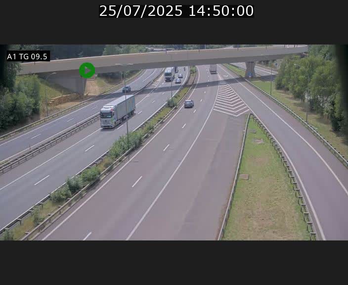 Traffic live webcam Luxembourg Jonction Grünewald - A1 direction Luxembourg-ville - BK 9.5