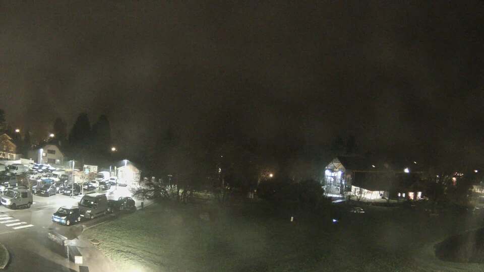 Webcam au niveau de la mairie du village du Bourg d'Oisans, aux pieds de l'Alpe d'Huez et aux portes du parc des Écrins