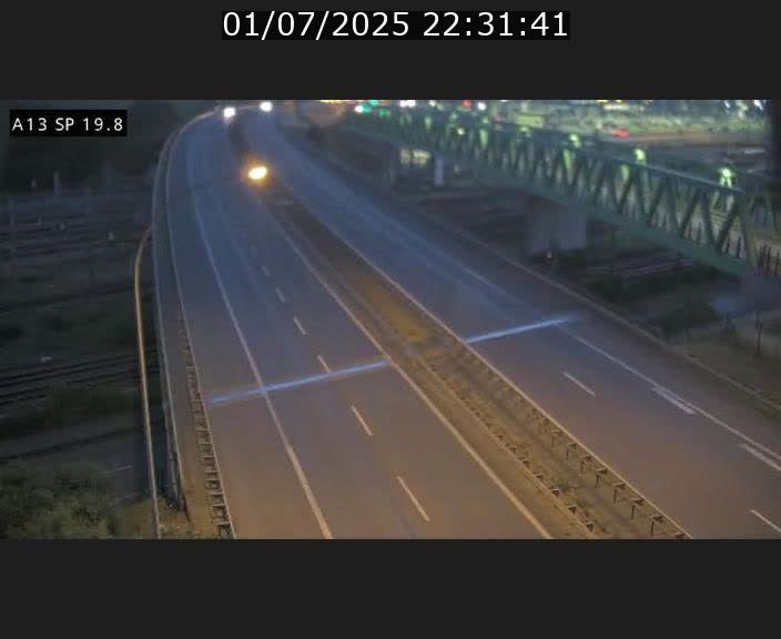 Traffic live webcam Luxembourg Croix de Bettembourg - A13 direction Esch-sur-Alzette - BK 19.8