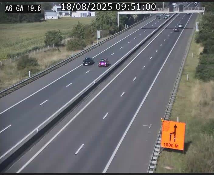 Traffic live webcam Luxembourg - Steinfort - A6 - BK 19.6 - direction Belgique