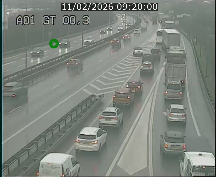 Traffic live webcam Luxembourg Croix de Gasperich - A1 direction Kirchberg - BK 0.3